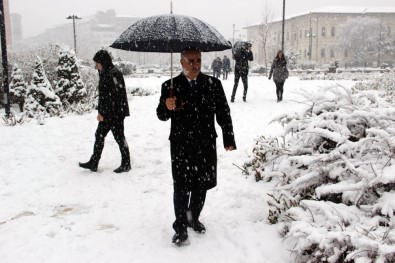 Sivas'tan Erzurum'a Kar Teşekkürü