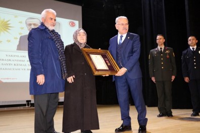 Yozgat'ta Şehit Yakınları Ve Gazilere Devlet Övünç Madalyası Verildi
