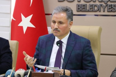 Başkan Çakır, 2017 Yılında Düzenlenen Kültürel Etkinlikleri Anlattı