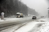 KARANLıKDERE - Bolu Dağı'nda Yoğun Kar