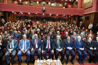 Bursa'da Şehit Yakınları Ve Gazilere Devlet Övünç Madalyası Verildi