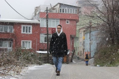 Bursa'ya Beklenen Kar Geldi