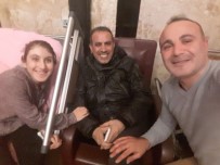 HALUK LEVENT - Haluk Levent'ten Omurilik Hastası Bilge Kara'ya Moral Ziyareti