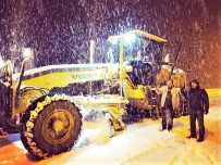 KAR KÜREME ARACI - Hizan'da Kar Yağışı