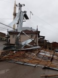 SADıKHACı - Konya'da Şiddetli Rüzgar Çatıları Uçurdu