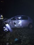 BARAJ GÖLÜ - Kozan'da Trafik Kazası Açıklaması 1 Yaralı