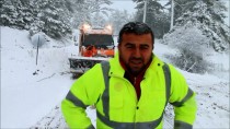KAR KÜREME ARACI - Manisa'da Kar Yağışı