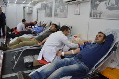 Niksar'da Türk Kızılay'ına 'Kan Ve Kök Hücre' Bağışı