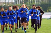 SARı KART - Adana Demirspor Transfer Tabelasını Açamadı