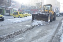 KAR TEMİZLEME - Ağrı'da Kar Temizleme Çalışmaları Devam Ediyor