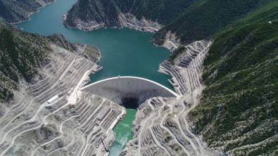 Artvin'deki Barajlar Yapıldıkları Günden Bugüne Ekonomiye 5 Milyar 40 Milyon TL Katkı Sağladı