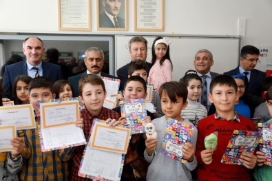 Başkan Palancıoğlu Öğrencilerin Karne Heyecanına Ortak Oldu