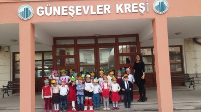Karne Alan Çocuklardan Başkan Tiryaki'ye Ziyaret