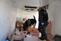 KEITA - Narkotik Köpeği 'Keita' Pazarlama Aracındaki Uyuşturucuyu Buldu