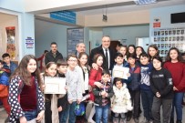 GÖKHAN KARAÇOBAN - Öğrenciler Karnelerini Başkan Karaçoban'dan Aldı