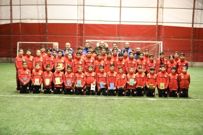 Sivasspor'un Genç Takımları Kemer Cup Organizasyonu'na Katılacak