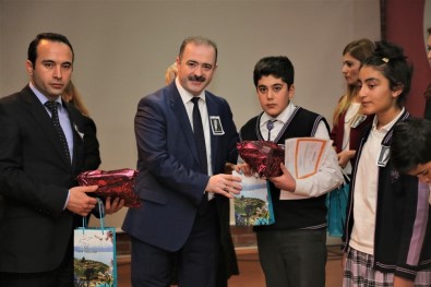 Tuşba Belediyesi Öğrencileri Ödüllendiriyor
