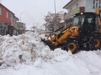 Bingöl'de Kar 70 Köy Yolunu Ulaşıma Kapattı Haberi