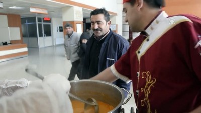 Hastalara Önce Sıcak Çorba Sonra Muayene