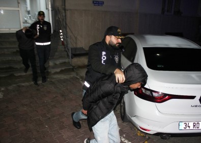 Kablo Yüklü Kamyonu Kaşıkla Çalıştırıp Çalan Hırsızlar Yakalandı