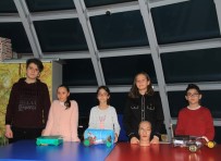 ÇOCUK ÜNİVERSİTESİ - Küçükçekmece Çocuk Üniversitesi Başarılarıyla Dikkat Çekiyor