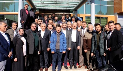 AK Parti Tam Kadro Basınla Buluştu