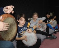 (Özel) Ritim Tutarak Terapi Oluyorlar