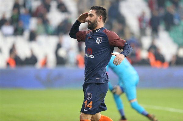 Arda Turan Süper Lig'e golle döndü
