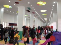 KAPALI ALAN - Çocuk Oyun Merkezine Yoğun İlgi