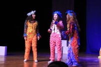 BATMAN BELEDIYESI - Kuşbaz Müzikali'nde Kahkaha Tufanı