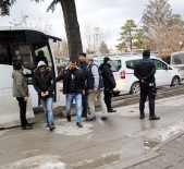 FETÖ'den Gözaltına Alınan 14 Asker Adliyeye Sevk Edildi