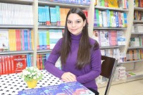 Genç Yazar Demiriz'in İmza Gününe Yoğun İlgi