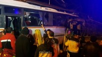 Karabük'te Servis Midibüsü Eve Girdi Açıklaması 4 Ölü, 2 Yaralı