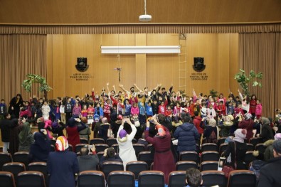 Karaman'da Çocuklar İçin Tiyatro Etkinliği Düzenlendi