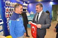 KıŞLA - MHP Esnaflara Bayrak Dağıtarak Afrin Operasyonuna Destek Oldu