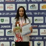 Milli Sporcu İnci, Polonya'dan Madalya İle Döndü