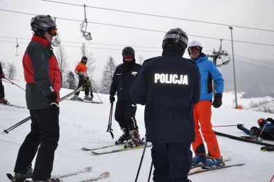 Polonya'da 'Kayaklı Emniyet'