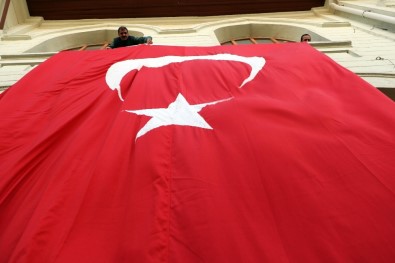 Türk Ordusu'nun Afrin Harekatı'na Yozgat'tan Bayraklı Destek