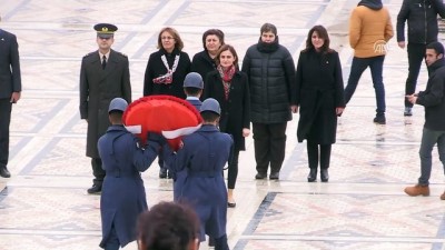 CHP'li Kadın Başkanlardan Anıtkabir'e Ziyaret