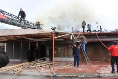 Erzincan'da Yangın Paniği
