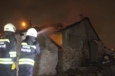 Konya'da Boş Evde Yangın