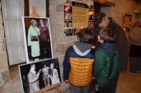 NURETTIN ÖZTÜRK - Kuşadası'nda  'Mübadil Kuşaklar' Fotoğraf Sergisi Ziyarete Açıldı