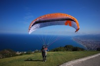 SIVIL HAVACıLıK GENEL MÜDÜRLÜĞÜ - Ordu'da Yamaç Paraşütüne 'Uçak' Engeli