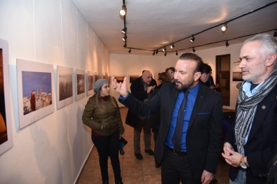 14 Sanatçının 57 Eserlik Fotoğraf Sergisi İzmit'te Açıldı