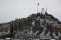 KIŞ MEVSİMİ - Az Da Olsa Yağan Kar Sevindirdi