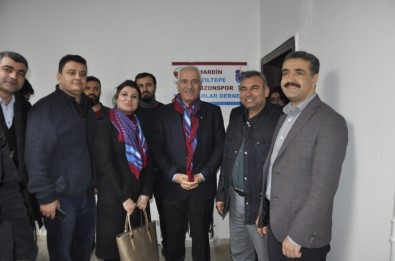 Ak Parti İl Başkanı Eri, Trabzonspor Taraftarlar Derneğini Ziyaret Etti