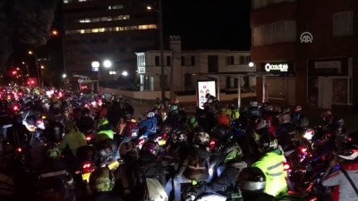 Bogota'da Erkekler Motosikletin Arkasına Binemeyecek