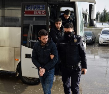 FETÖ'nün 'Askeri Mahrem Yapılanmasına' Yönelik Operasyonda Gözaltına Alınan 8 Şüpheli Hakim Karşısında