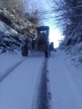 KAR TEMİZLEME - Kdz. Ereğli Belediyesi Mahallelerde Kar Temizliği Yaptı