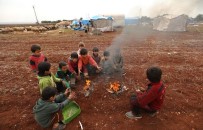 TIBBİ MALZEME - Kuzeybatı Suriye'de On Binlerce İnsan Kış Soğuğunda Yaşam Mücadelesi Veriyor